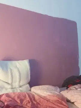 LauraRaven  live sex cam