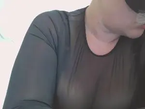 BonBonCurves  live sex cam