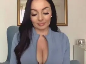 Sensual_Stella  live sex cam