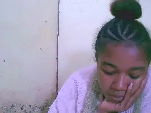 Edwina20002  live sex cam