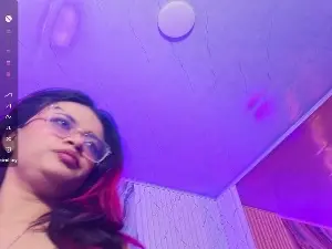 Kristen_tay  live sex cam
