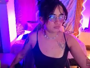 Kristen_tay  live sex cam