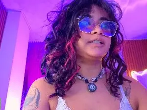 Kristen_tay  live sex cam