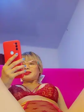 Saaarahh261  live sex cam