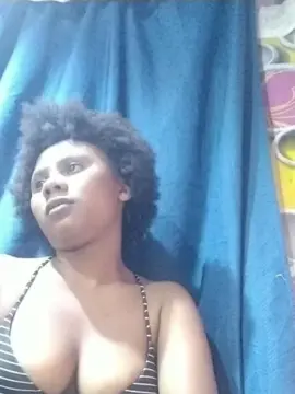 Sylvettesamina  live sex cam