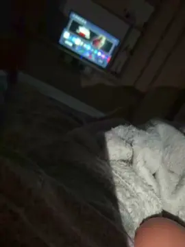 Sara28  live sex cam