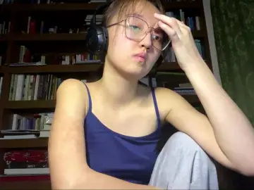 OfeliaCzwakiel  live sex cam