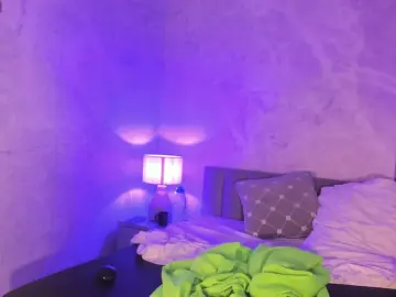 RebeeccaJones  live sex cam