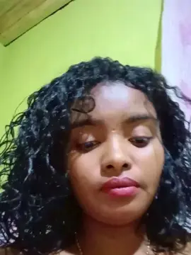 Diana2  live sex cam