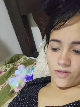 Kim19982  live sex cam