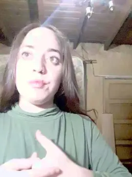 Luney5  live sex cam