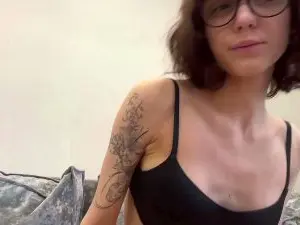 AlodiaGoodrich  live sex cam