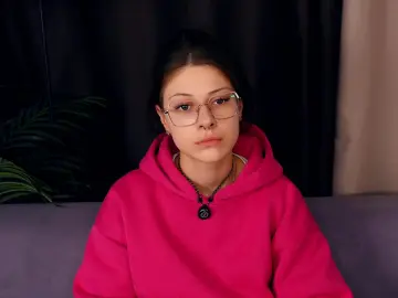 MegganLacey  live sex cam