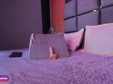 MiaTorres  live sex cam