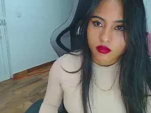 Bella_warzon  live sex cam