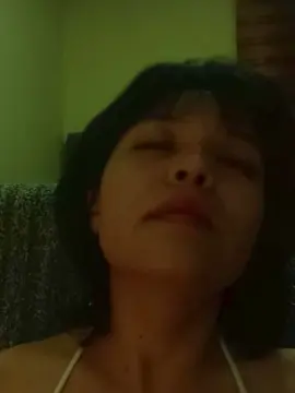 Momokoala  live sex cam