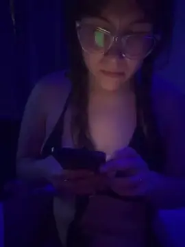 Beeeluux  live sex cam