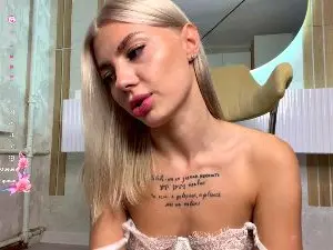 CiraFiest  live sex cam