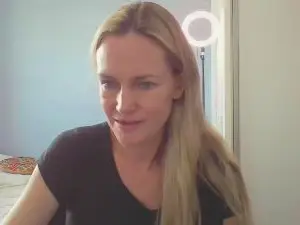 CrazyAnny1  live sex cam