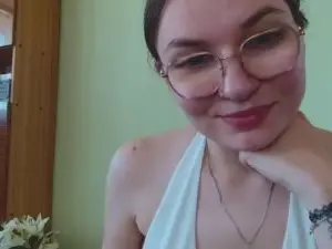 EllyHEARTx  live sex cam