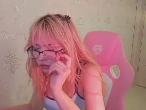 GlennisGrensky  live sex cam