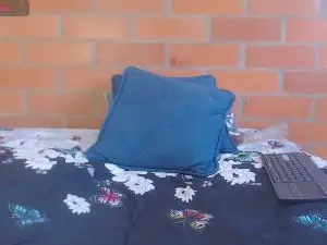 Montserrat_Jay  live sex cam