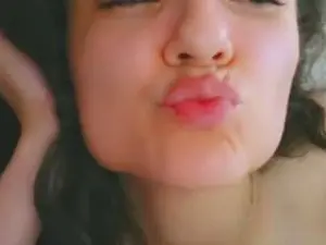 Mykymykyyyy  live sex cam
