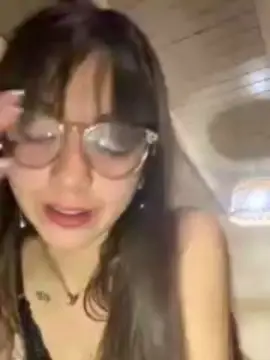 Nicki  live sex cam