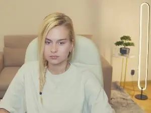 RivaHorney  live sex cam