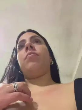 Valentina477  live sex cam