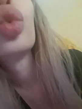 Elzakom  live sex cam