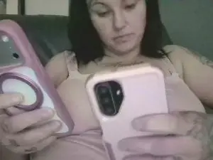 Toxicnikki2026  live sex cam