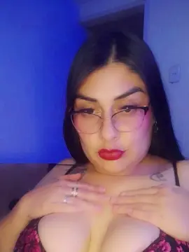 Camiikalifha  live sex cam