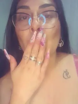 Camiikalifha  live sex cam