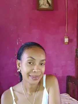 Raissah6  live sex cam