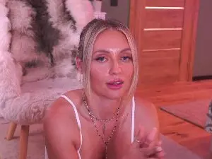 Joannespoilme  live sex cam
