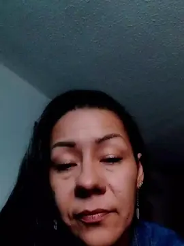 Chantal184  live sex cam