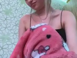 VictoriaTomey  live sex cam