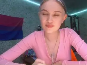 VictoriaTomey  live sex cam