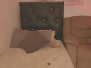 Curlysofi  live sex cam
