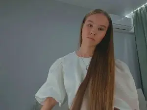 ColeenDerosie  live sex cam