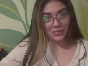 Valenntinarios  live sex cam