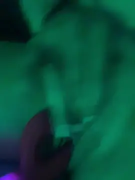 Caroline204  live sex cam