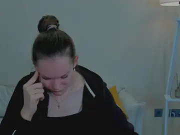 ReneHyslop  live sex cam