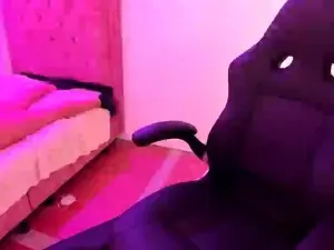 Moon_solaris  live sex cam
