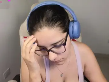 Blue_moon_  live sex cam