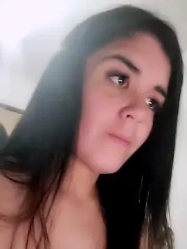 Morocha81  live sex cam