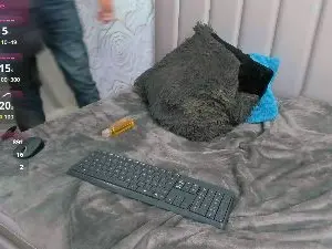 Mylittlewhore  live sex cam