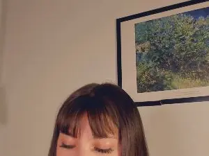 HildredUrive  live sex cam