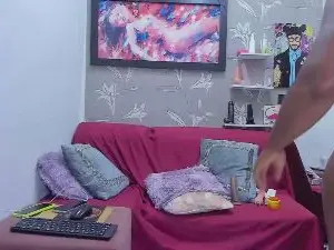 KarenBis  live sex cam